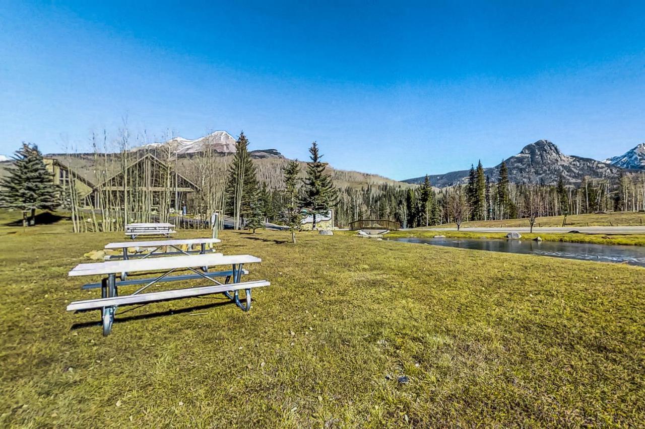 The Aspen Glow ดูรังโกเมาน์เทนรีสอร์ท ภายนอก รูปภาพ